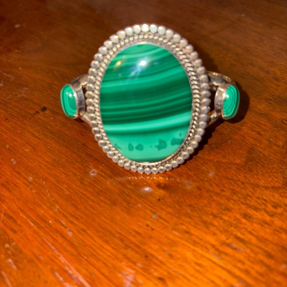 Running Bear .925 Sterling Silver Bangle with 3 Malachite Stones - NWOT